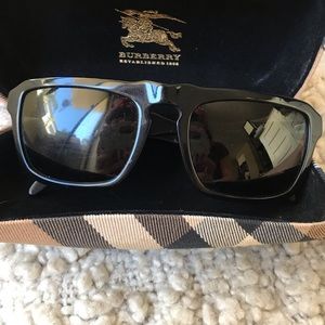 Good condition Burberry Sunglasses men’s B 4119